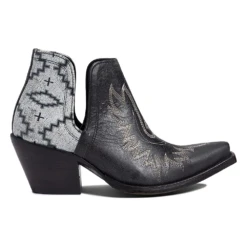 Ariat® Ladies Pendleton Dixon Black & Kiva Steps Booties 10038475 10 Ariat® Ladies Pendleton Dixon Black & Kiva Steps Booties 10038475 -Ariat Shoes Shop 10038475 3