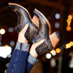 Ariat® Ladies Dixon Brooklyn Black Western Ankle Boots 10029653 -Ariat Shoes Shop 57 418e90f6 3b83 4577 b9e5 819936c34efe