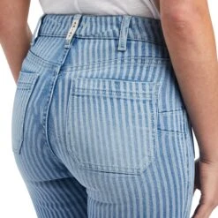Ariat Ladies Laser Stripe Slim Light Wash Trouser Denim Jeans 10042601 13 Ariat Ladies Laser Stripe Slim Light Wash Trouser Denim Jeans 10042601 -Ariat Shoes Shop S23 WMS WEST 10042601 detail02