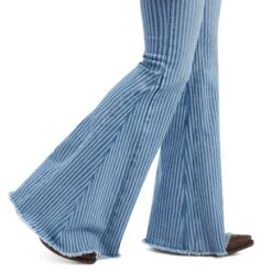 Ariat Ladies Laser Stripe Slim Light Wash Trouser Denim Jeans 10042601 12 Ariat Ladies Laser Stripe Slim Light Wash Trouser Denim Jeans 10042601 -Ariat Shoes Shop S23 WMS WEST 10042601 detail03