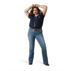 Ariat® Ladies R.E.A.L Mama Hen Navy Eclipse T-Shirt 10043758 14 Ariat® Ladies R.E.A.L Mama Hen Navy Eclipse T-Shirt 10043758 -Ariat Shoes Shop S23 WMS WEST 10043758 full plus