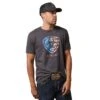 Ariat® Men's American Shield Charcoal Heather T-Shirt 10044763 2 Ariat® Men's American Shield Charcoal Heather T-Shirt 10044763 -Ariat Shoes Shop S23 MNS WEST 10044763 front