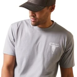 Ariat® Men's Steer Skull Flag Stone Grey Heather T-Shirt 10044771 -Ariat Shoes Shop S23 MNS WEST 10044771 detail02
